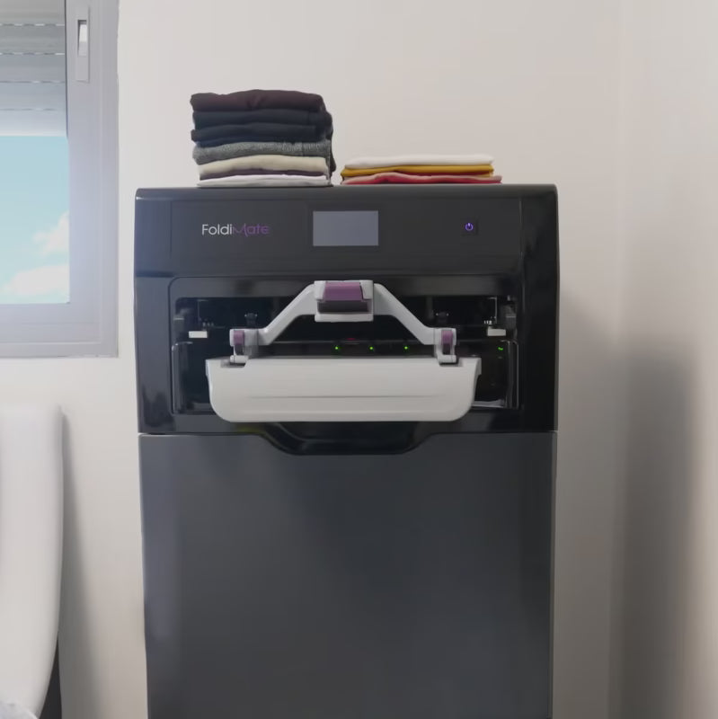 FoldiMate Clothing Guide: What You Can Fold and Iron